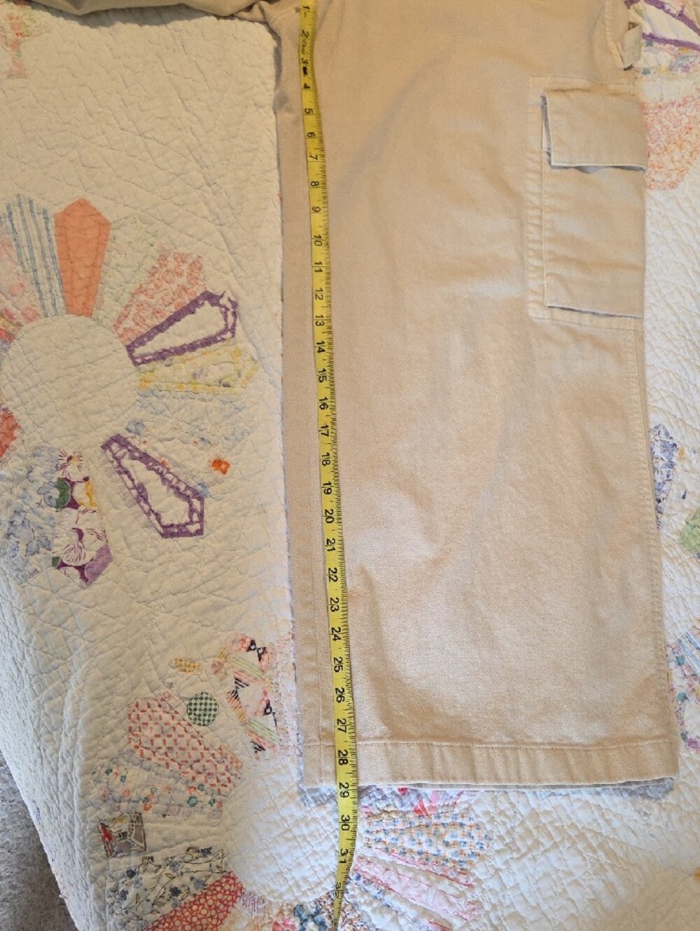 GAP Women's Cargo Pants - Picture 10 of 12